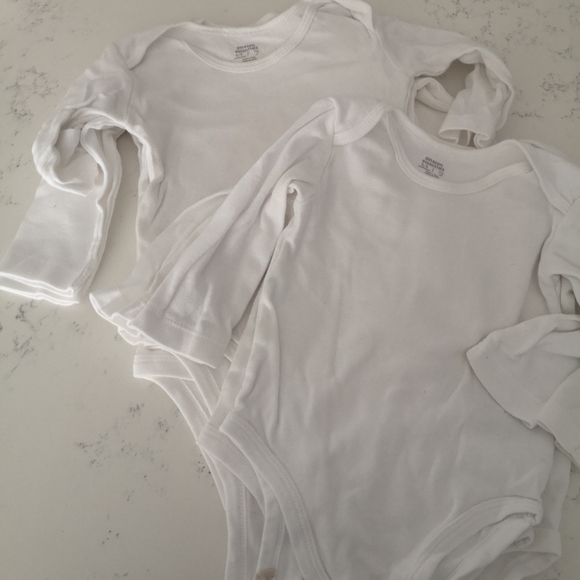 Amazon essential white long onesie - Picture 3 of 4